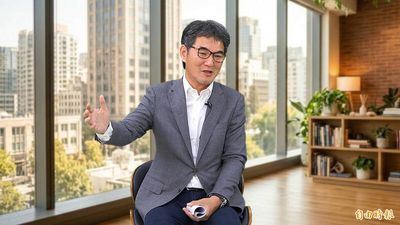 政面交鋒3-3》批張麗善「九加一」進度慢 劉建國拋「勇敢轉型」打造雙技農業、無人載具基地