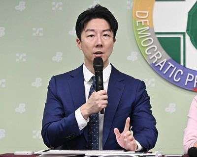 蔣萬安質疑陳時中擋疫苗翻車 吳崢要求道歉：想裝死當船過水無痕？