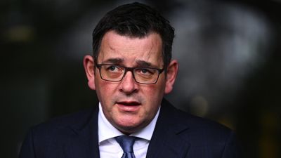 Dan Andrews statue a 'public urinal' risk, Liberal says