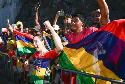 From a late-night text to another stage win –Kim Le Court-Pienaar back on top in the hills at the Tour de France Femmes