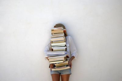 Instagram’s new book feature totally misses the point of reading