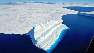 American flown to New Zealand hospital in rare midwinter Antarctic rescue mission