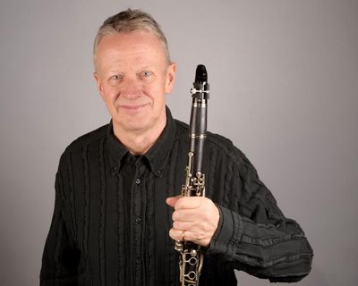 Strange Loops: Clarinet Quintets album review – drama, imagination and sonic flair