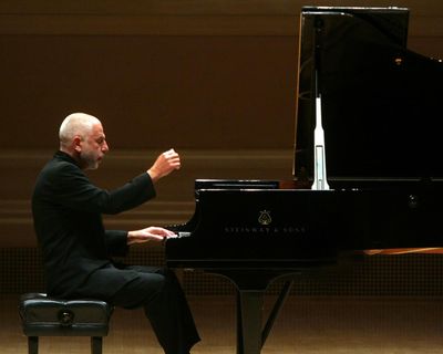 Grieg Lyric Pieces album review – Feltsman brings a probing flexibility that transforms this music