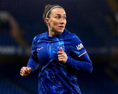 Lucy Bronze backs Uefa’s stance on boycotting Fifa for ‘good of the game’