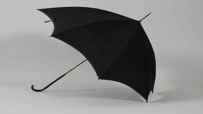 Alabama researchers have tested ordinary and UV-protective umbrellas, and the specialised canopy was nearly 5°F cooler than full sun