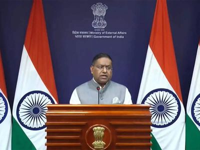 India stresses security of seafarers as "high priority" after Indian vessel sinks off Yemen; calls for safe, unimpeded passage