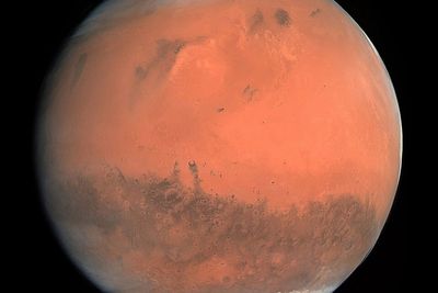 Alien Entrance on Mars? UFO Researcher Spots Mysterious 6ft Doorway in NASA Rover Footage