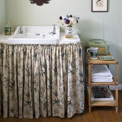 3 methods I’m trying to add storage to a pedestal sink - how to give this impractical bathroom feature a facelift