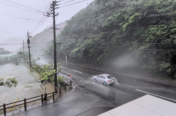 Typhoon Dolphin hits Okinawa, China shuts ports