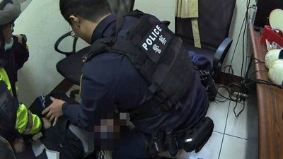 搶劫前主管還開空氣槍打傷2警 離職保全判刑8年10月