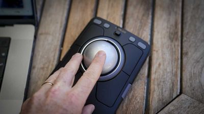 Kensington Expert Mouse Pro TB900 review: I swapped my mouse and trackpad for the new TB900 trackball, and ran a head-to-head video edit against my usual setup — the trackball won.