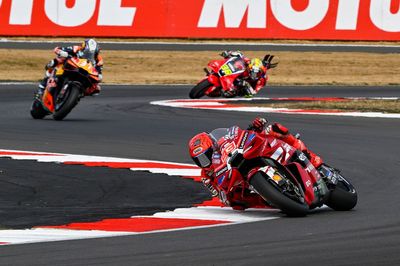 Marc Marquez baffled by “massive” tyre drop in British GP sprint