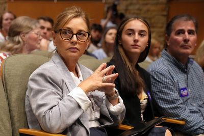 Lindsey Graham’s sister faces doubts from Republicans as she seeks his Senate seat