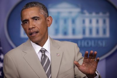 Obama reveals ‘truth’ behind infamous tan suit in Larry David sketch