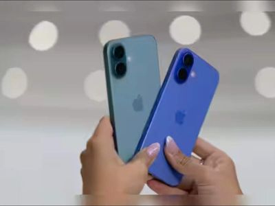 Apple iPhone 17 Now at Rs 32,885 on Flipkart With Exchange and Bank Discounts in Flipkart Freedom Sale