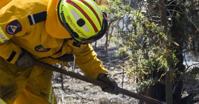 Bushfire near golf course sparks swift response from emergency services