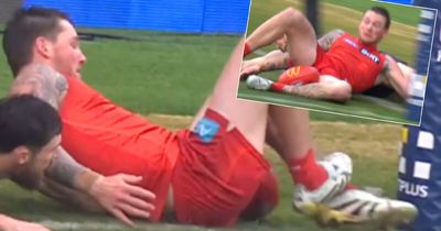 Manuka Oval fans boo controversial calls as Suns down banged up Giants