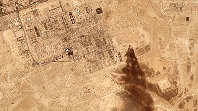 Yemen's Houthis attack kills 11 in Yemen, hit Saudi refinery