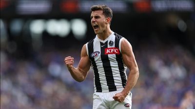 Daicos-inspired Pies down Eagles to lock in finals spot
