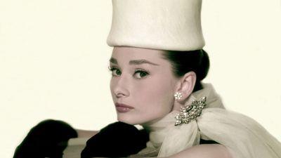 Audrey Hepburn’s 1971 Swiss Home Shows Why This Vibrant Hue Dominates the Chicest Living Rooms – Move Over, Quiet Luxury