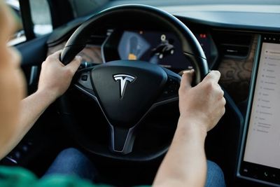 Weekend Round-Up: Uber's Earnings Dip, Ford's New EV, Lyft's Mixed Results, Joby Aviation's Revenue Surge And Lucid's Q2 Miss