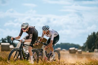 UCI Gravel World Series: Marjolein van't Geloof and Eddy Le Huitouze snare victory at Latvia's Gravel Weekend