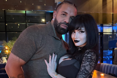 Drake Barks on Command for Goth Influencer During Livestream Before Offering To Buy Her Mother a House