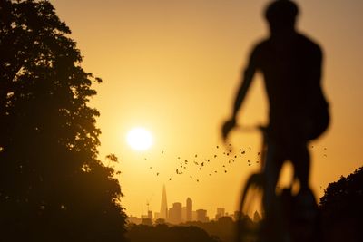 Amber heat health alerts issued in England as temperatures set to hit 36C