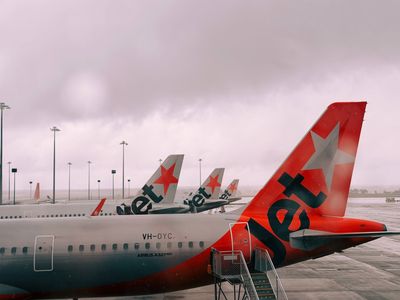 Budget Airline's Move to Charge for Overhead Bin Draws Backlash: 'A Masterclass in Gaslighting'