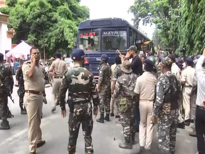 JPSC-JSSC row: LoP Babulal Marandi, BJP leaders detained amid protests outside CM's residence