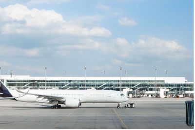 Entitled Women Walk Onto Airport Tarmac Demanding to Board Departing Flight, Triggering Security Breach