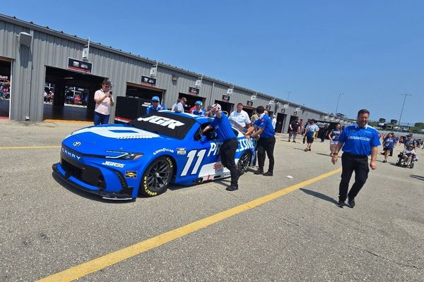 What was the deal with Denny Hamlin and Chase Briscoe's Iowa brakes?