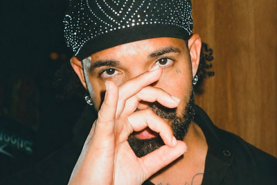 Drake Goes Viral After Barking on Command for 'Goth Baddie' During His Kick Livestream Dating Show