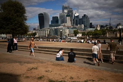 Thames Water gives finance chief £1million extra payment as firm teeters on brink of collapse