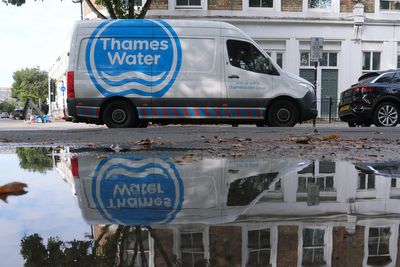 Thames Water finance boss bags £1m pay day despite ongoing crisis at debt-ridden firm