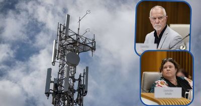 'Difficult decision': councillors make ruling on controversial phone tower