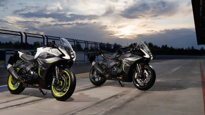 This $5,999 Sportbike Has No Business Coming With This Much Stuff