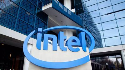 Intel plans $15 billion share sale as turnaround rally lifts stock