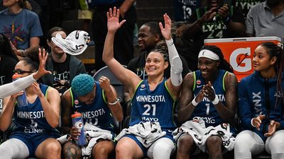 SI:AM | Kayla McBride Sets WNBA Record as Her Career Year Continues