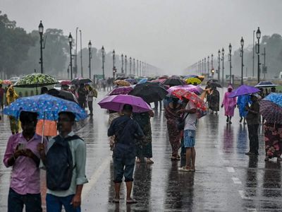 Delhi sees rain, satisfactory air quality for 10th consecutive day