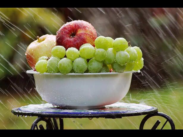 rainy-day-cravings-these-7-foods-say-think-again