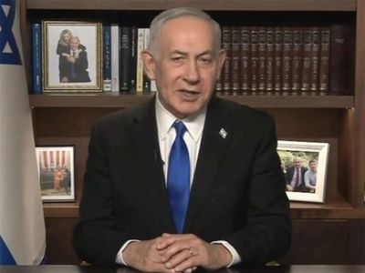 Pleasing no one: Netanyahu puts election first with Gaza decision