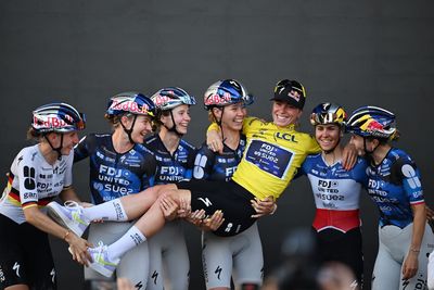 Demi Vollering and FDJ the top earners as one team leaves penniless – Tour de France Femmes prize money wrapped