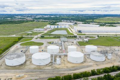 US oil reserve just hit a low not seen since 1983