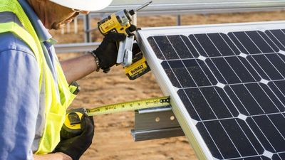 Texas avoided a huge electricity crisis and blackout risk, thanks to the massive 20,000-megawatt solar buffer