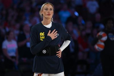 Does Sophie Cunningham benefit from white privilege? Of course she does