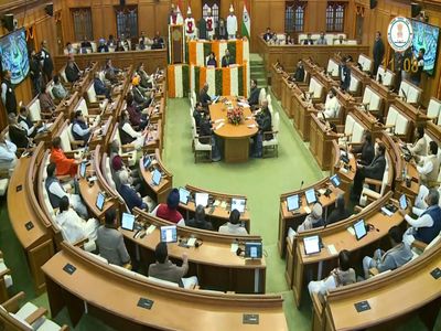 Eight protesting AAP MLAs marshalled out of Delhi Assembly