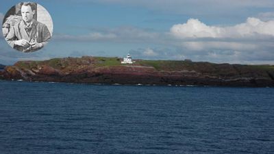 In 1927, Welsh naturalist Ronald Lockley moved his family onto an uninhabited island; he later helped create Britain’s first bird observatory there