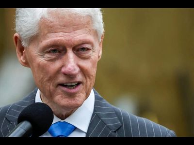 Trump's secret flight isn't the first: How Bill Clinton used a decoy plane to secretly enter Pakistan in 2000